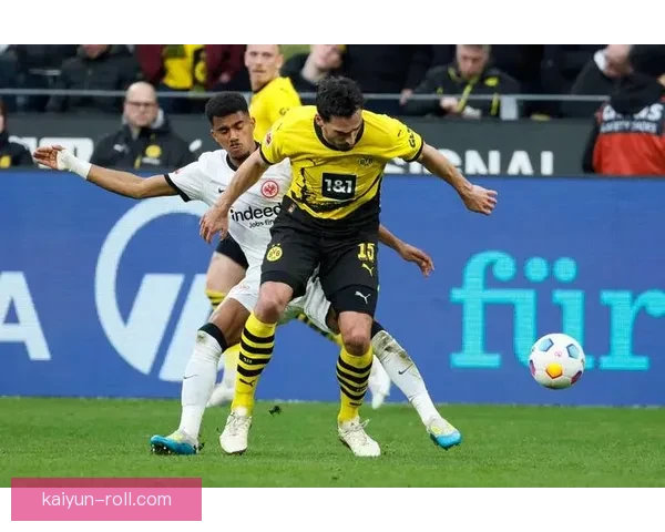 多特防线问题引发关注，球队状态需尽快回暖以争取佳绩