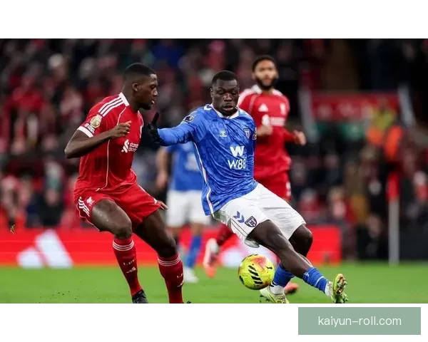 桑德兰青年队在新赛季表现稳健，逐步显示出竞争力增强的趋势